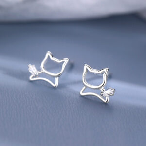 Gato de plata brillante